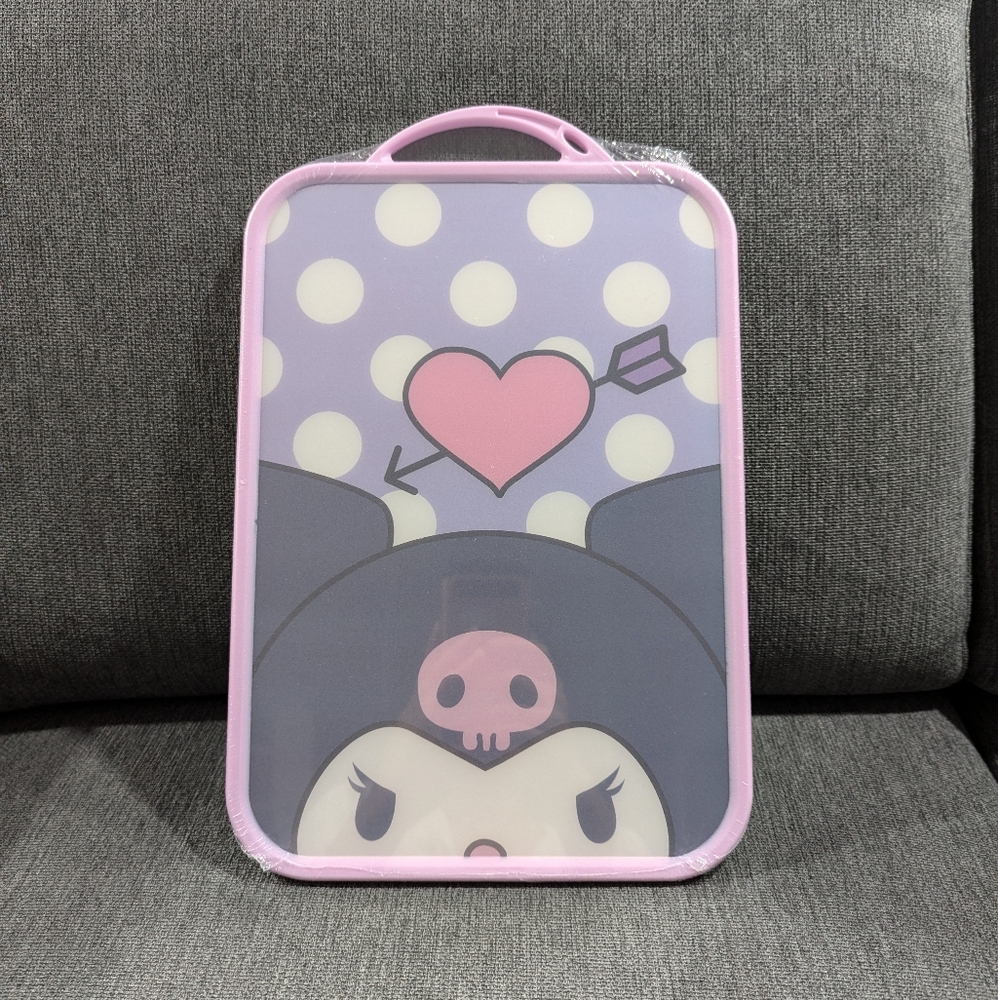 *NEW* Kuromi cutting board